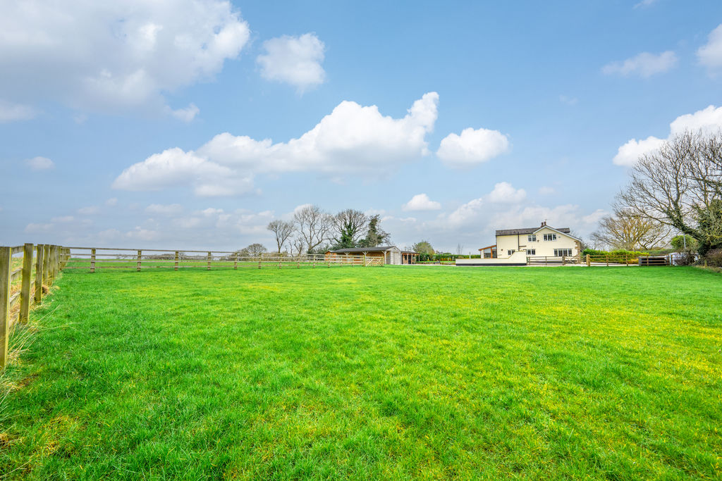 10 Carr House Lane Wrightington